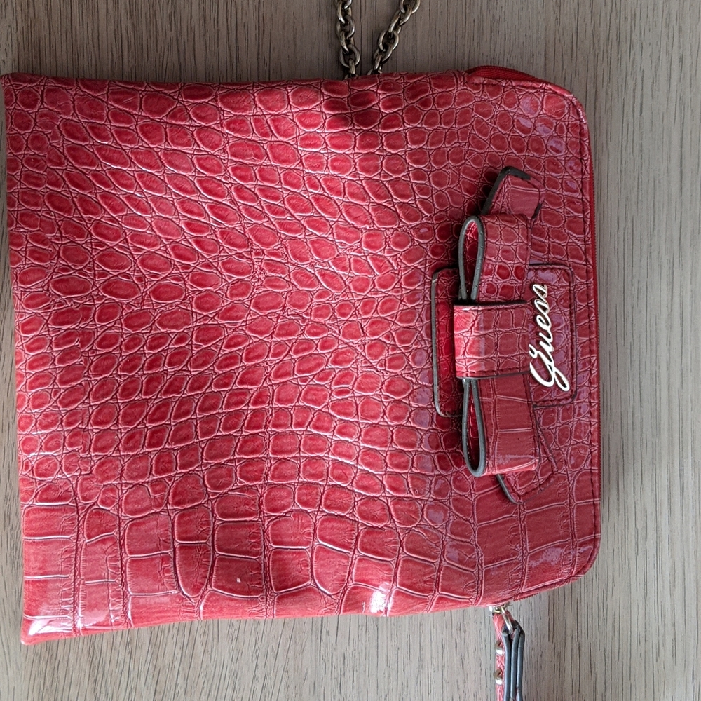 Guess Red-Pink Wristlet with Bow - Picture 4 of 6
